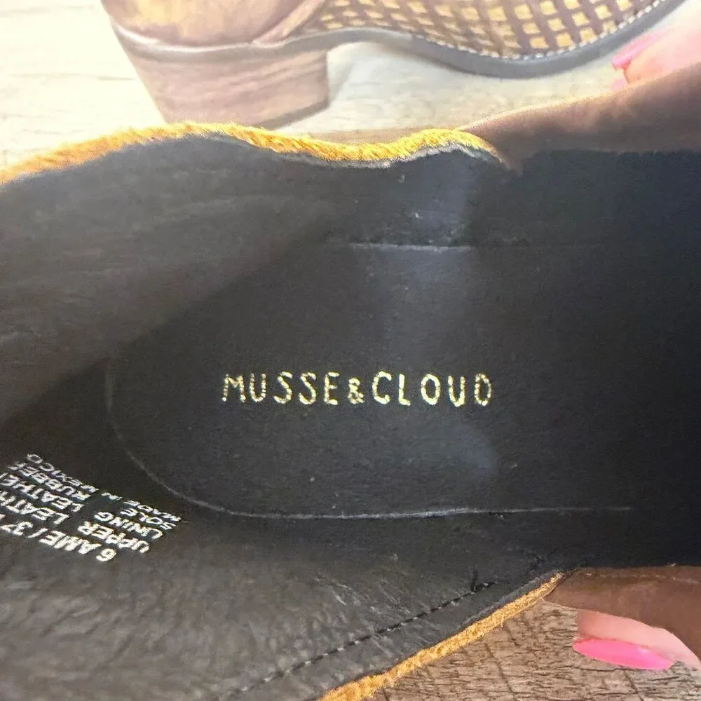 Musse & Cloud booties leather brown gold lazer cut western size US 6 shoes boots